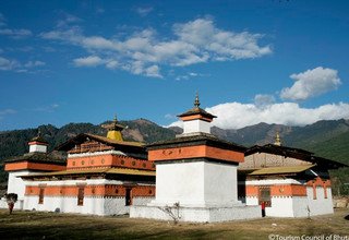Jomolhari Trek avec une visite culturelle de Paro et Thimphu, 12 Jours