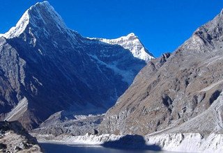 Rolwaling Valley Trek, below Gaurishankar and off the beaten trail, 20 Days