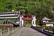 Circuit terrestre Tibet Lhassa EBC Kailash Katmandou, 14 Jours (Voyage privé ou en groupe)