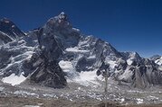 Escalade de Pokalde Peak | Pic Pokalde 5806m | 18 Jours