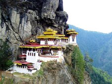 Bhutan Cultural Tour With Soi Yaksa Trek, 11 Days