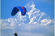 Sarangkot Sunrise & Sunset View Tour inklusive einer Stunde Paragliding 7 Tage