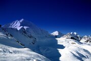 Jumla Dolpo Trek traverse Kagmara-La Pass, 25 Days