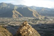 Circuit terrestre Tibet Lhassa EBC Kailash Katmandou, 14 Jours (Voyage privé ou en groupe)