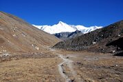 Renjo-La Pass Trekking (North of Namche Bazzar), 14 Days