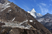 Meditative Wanderung zu Buddhistischen heiligen Stätten in der Region Khumbu, 16 Tage