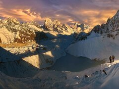Gokyo Lake and Everest Base Camp Trek, 18 Days