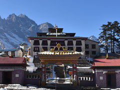Meditative Wanderung zu Buddhistischen heiligen Stätten in der Region Khumbu, 16 Tage