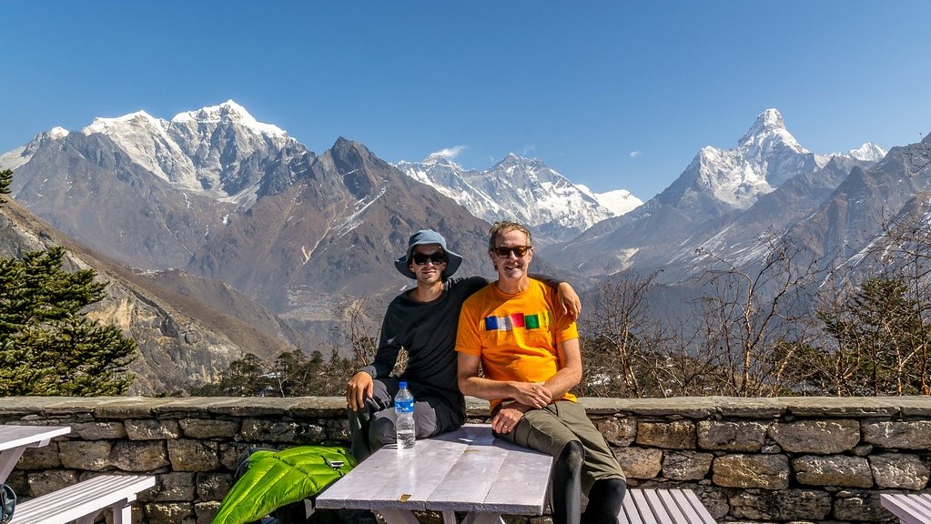 Everest Travel