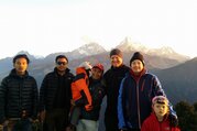 Annapurna Paronama Trek pour Familles avec Rafting et parc Chitwan, 14 Jours