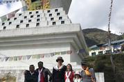 Trek du sentier culturel du bas Solukhumbu (Sherpaland) pour les familles, 9 Jours