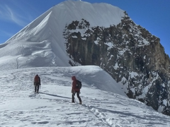 Escalade de Tharpu Chuli | Pic Tent 5695m | 17 Jours