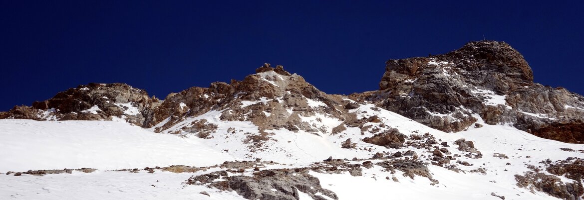 Escalade de Yala Peak | Pic Yala 5500m | 14 Jours
