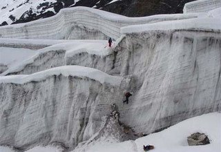 Escalade de Mera Peak, Amphu Lapcha Pass Trek et Island Peak - 26 Jours