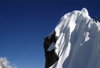 Escalade de Lobuche Est Peak | Pic Lobuche Est 6119m | 19 Jours