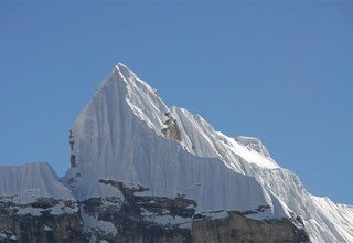 Escalade de Lobuche Est Peak | Pic Lobuche Est 6119m | 19 Jours