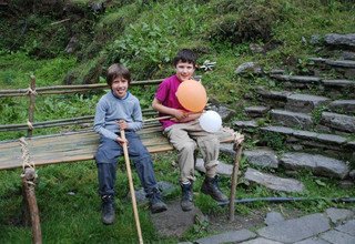 Trek Camp de base avec des enfants d'Annapurna, 14 Jours