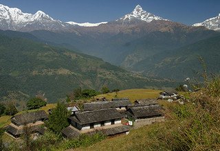 Randonnées d'une journée au départ de Pokhara pour les familles, 7 Jours