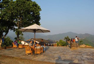 Randonnées d'une journée au départ de Pokhara pour les familles, 7 Jours