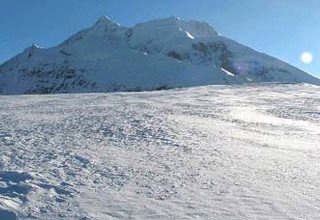 Escalade de Dhampus Peak | Pic Thapa 6012m - 20 Jours