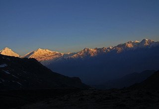 Besteigung des Dhampus Peak | Thapa Gipfel 6012m - 20 Tage