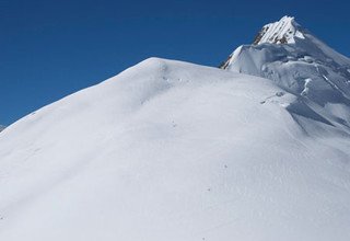 Expedition Saribung (Mustang Naar-Phu), lodge trekking, 27 jours