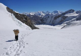 Expedition Saribung (Mustang Naar-Phu), lodge trekking, 27 jours