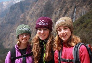 Trek dans la vallée du Langtang pour les familles, 10 Jours