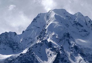 Besteigung des Naya Kanga Peak | Naya Kanga Gipfel 5863m | 14 Tage