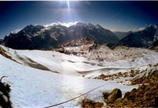 Escalade de Yala Peak | Pic Yala 5500m | 14 Jours