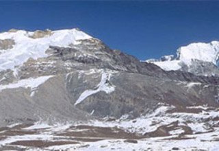 Escalade de Yala Peak | Pic Yala 5500m | 14 Jours