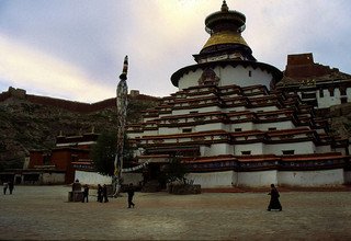 Tibet Lhasa EBC Kailash Kathmandu Overland Tour, 14 Days (Private Tour)