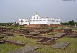 Buddhistische Pilgerfahrt zum Geburtsort von Buddha