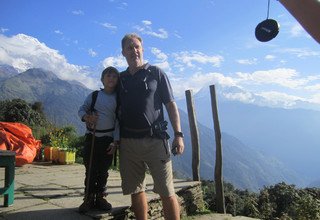 Ghorepani Poon Hill Trek für Familien, 10 Tage