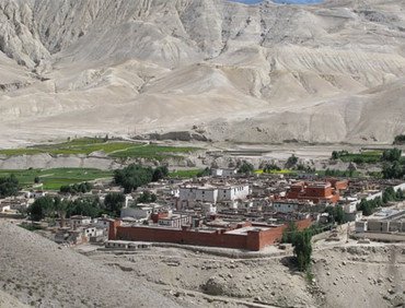 Upper Mustang to Nar Phu Valley via Teri-La Pass Camping Trek, 27 Days