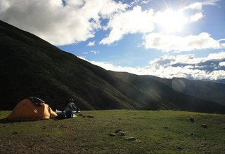 Upper Mustang à Nar Phu Valley via Teri-La Pass Camping Trek, 27 Jours