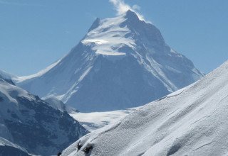 Nar Phu Valley Trek via Kang-La Pass, 16 Days