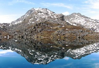 Circuit de l'héritage Tamang, vallée du Langtang, lac Gosaikund et Helambu Trek, 22 Jours