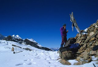 Jumla Dolpo Trek traverse Kagmara-La Pass, 25 Days