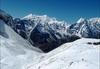 Tsum Valley and Manaslu Trek traverse Larkya-La Pass, 21 Days