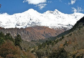 Tsum Valley and Manaslu Trek traverse Larkya-La Pass, 23 Days