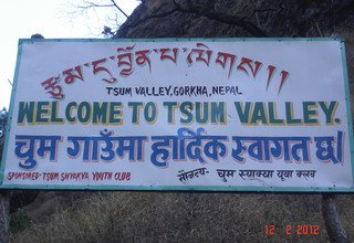 Tsum Valley and Manaslu Trek traverse Larkya-La Pass, 23 Days