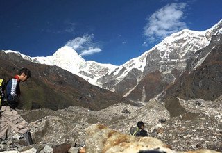 Rupina-La Pass und Tsum-Tal Trek, 20 Tage