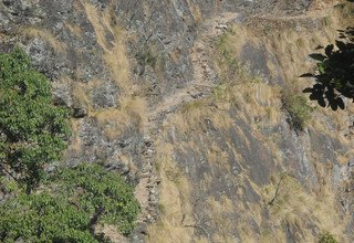 Randonnée dans la vallée de Tsum - 16 Jours