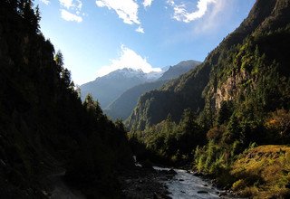 L'entie vall de Tsum, camping trekking 29 jours