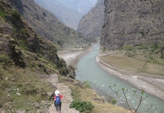 L'entie vall de Tsum, camping trekking 29 jours