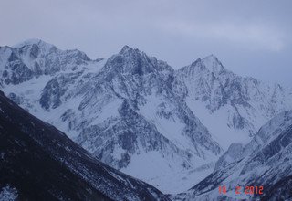 L'entie vall de Tsum, camping trekking 29 jours