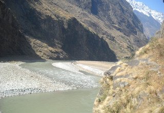 L'entie vall de Tsum, camping trekking 29 jours