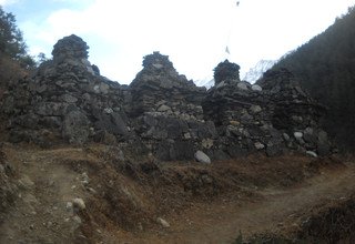 L'entie vall de Tsum, camping trekking 29 jours