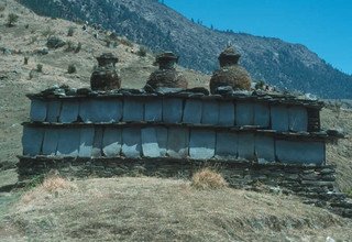 Rolwaling Valley Trek, below Gaurishankar and off the beaten trail, 20 Days